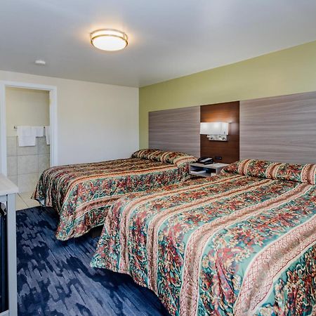 Budget Inn Columbus Lockbourne Екстериор снимка
