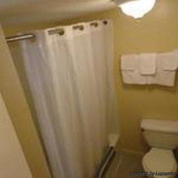 Budget Inn Columbus Lockbourne Стая снимка
