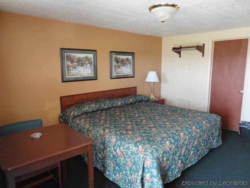 Budget Inn Columbus Lockbourne Стая снимка